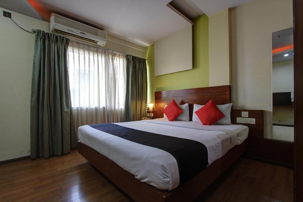 Collection O 29684 Hotel Vikram Palace & Restaurant Dayal Bagh Extérieur photo